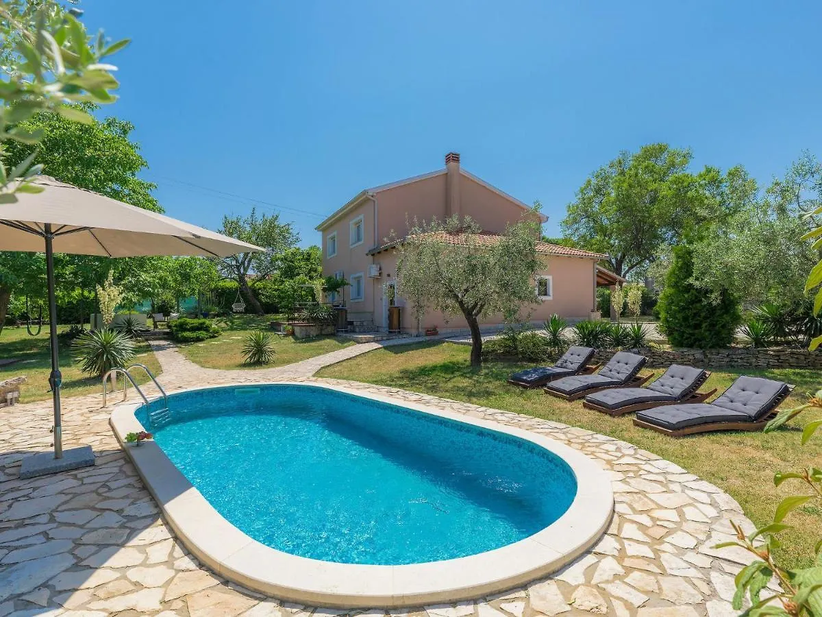 Holiday Home Gea - Rca200 By Interhome location